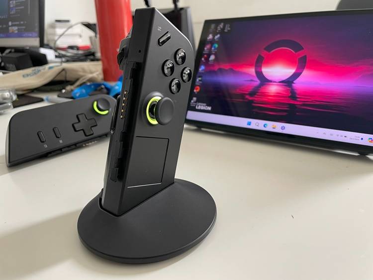 Lenovo Legion Go 测评：一款不错的大型 PC 游戏手持设备，但是……
