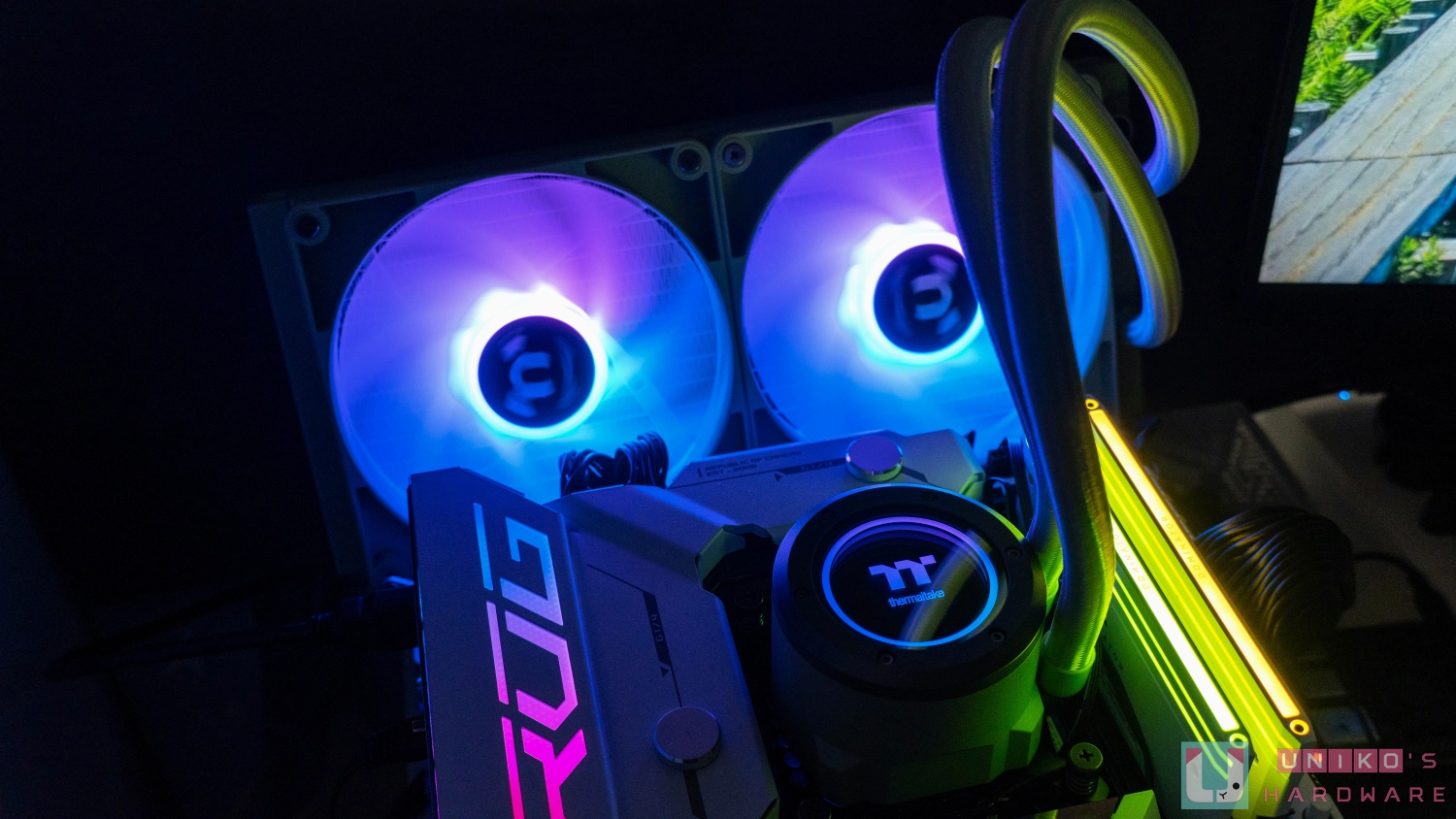 Thermaltake TH280 V2 ARGB Sync 抹茶绿一体式水冷散热器开箱评测