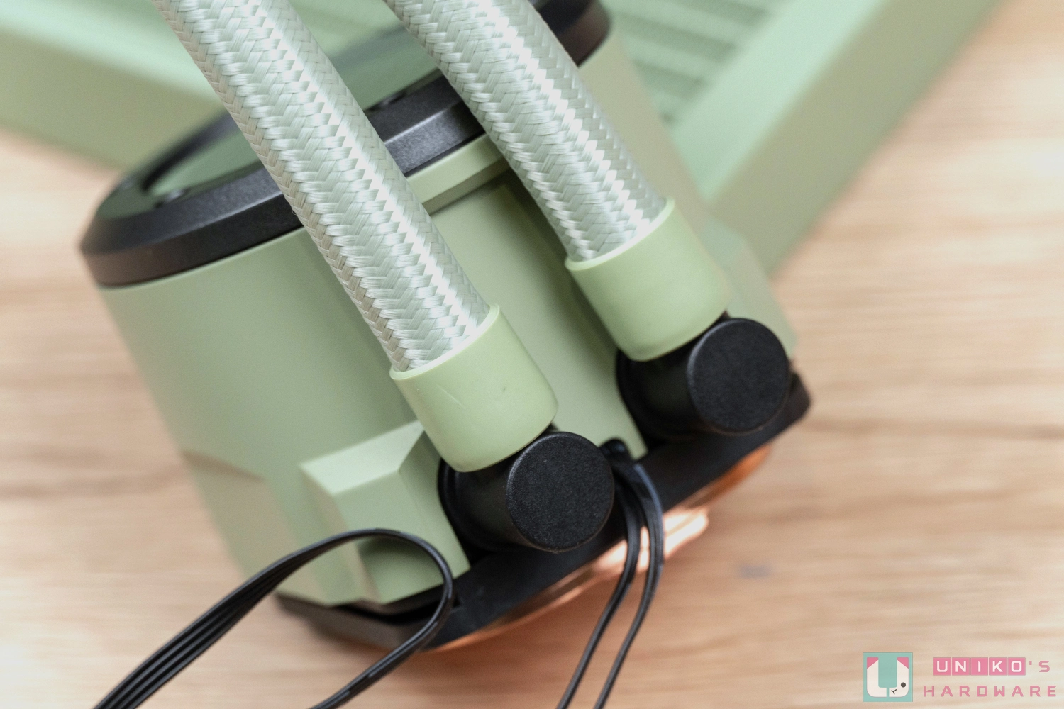 Thermaltake TH280 V2 ARGB Sync 抹茶绿一体式水冷散热器开箱评测