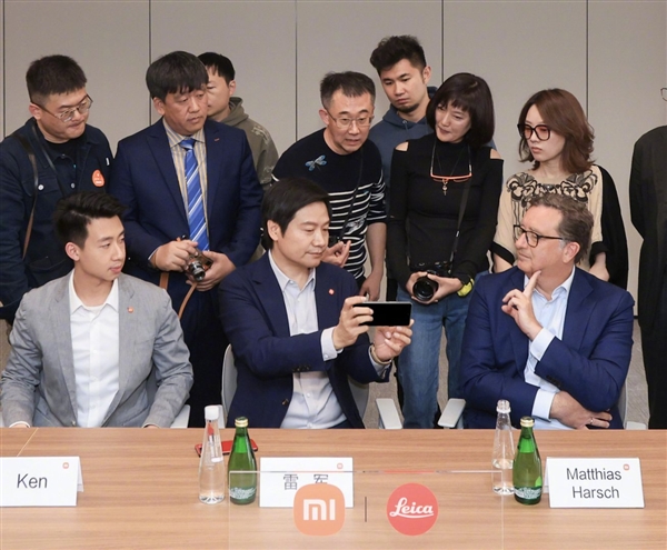 官方重点介绍Xiaomi 13 Ultra镜头：解析力领先iPhone 14 Pro Max！连Leica CEO也打满分
