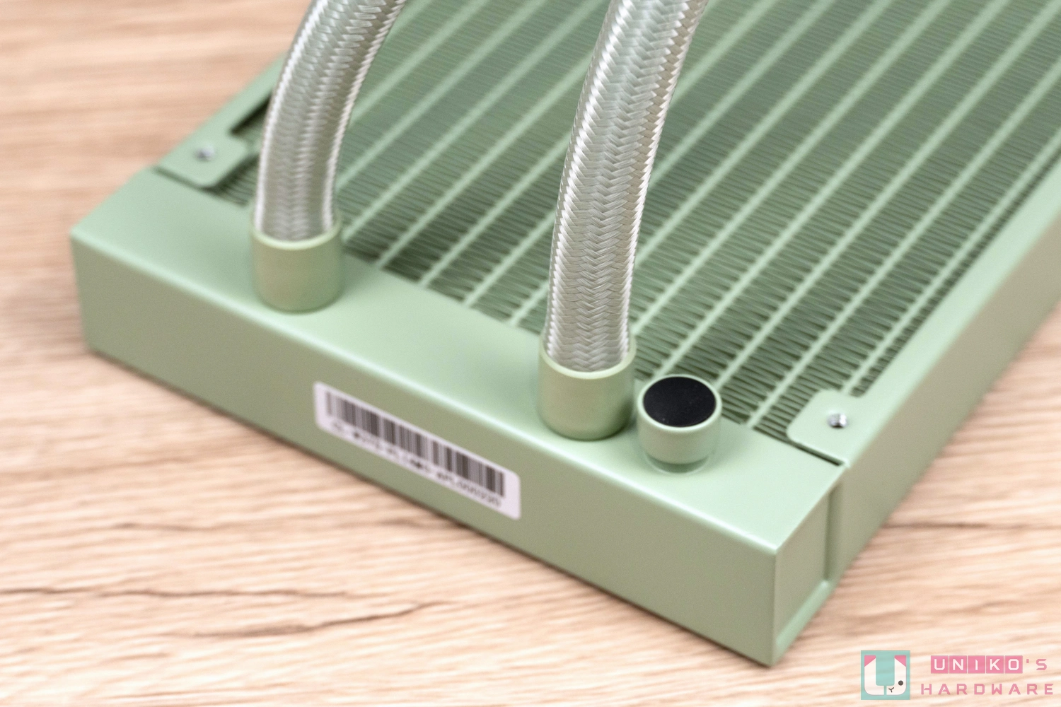 Thermaltake TH280 V2 ARGB Sync 抹茶绿一体式水冷散热器开箱评测